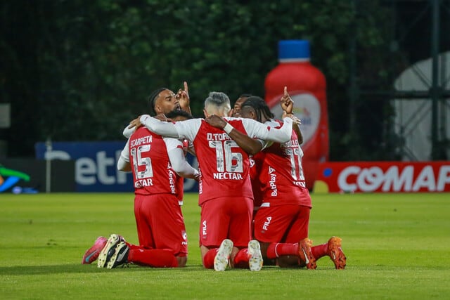 Independiente Santa Fe aseguró su cupo a la Copa Libertadores tras coronarse campeón de la Liga Colombiana-II / Colprensa