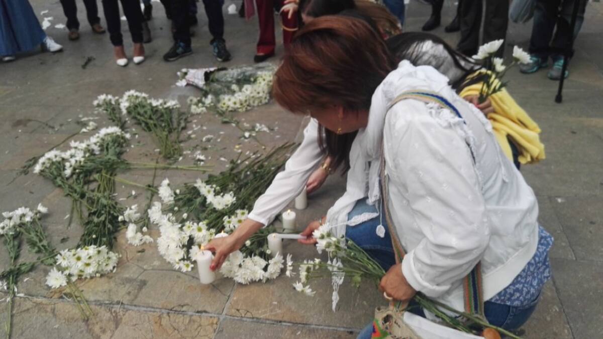 Los ciudadanos se sumaron a la iniciativa nacional #YoSoyYuliana para rechazar todo acto de violencia contra los niños.