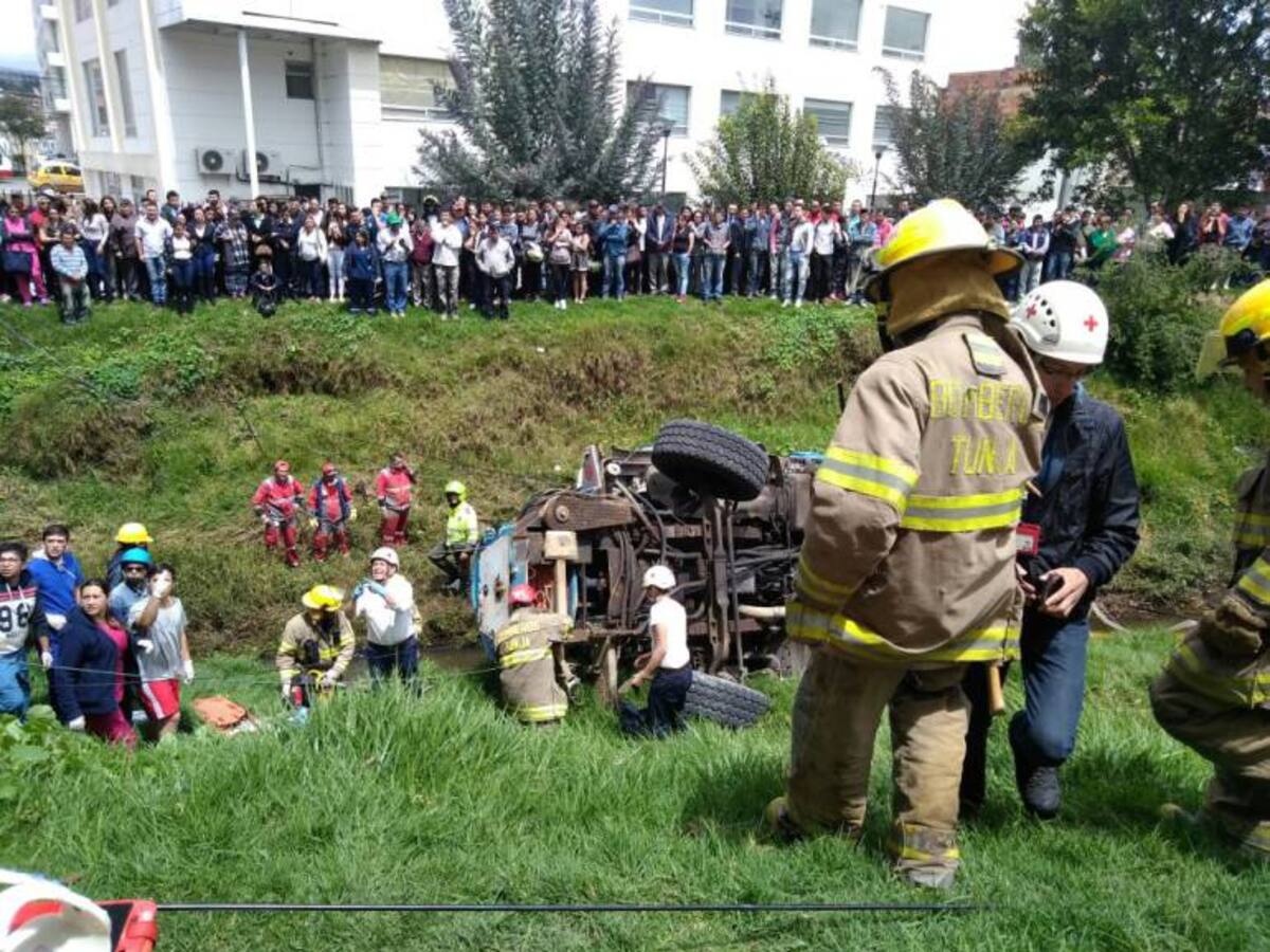 Camión aparentemente sin frenos dejó 4 heridos de gravedad en Tunja