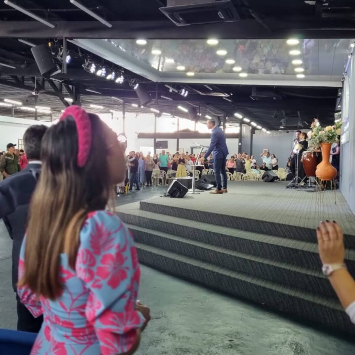 Padre de Jaime A. Beltrán pide que no le lleven hojas de vida a su iglesia