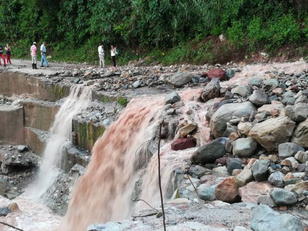 Avalancha en el municipio de Galán, Santander