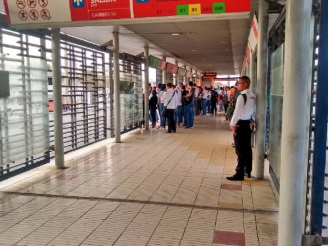 Buses de Transmetro irán con la mitad de su capacidad