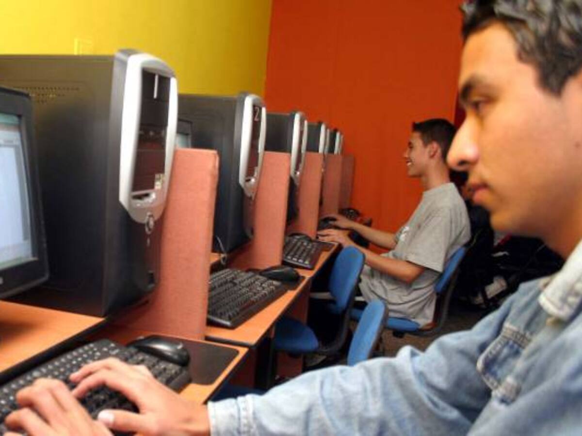 Tumban decreto que permitía acceder a datos privados