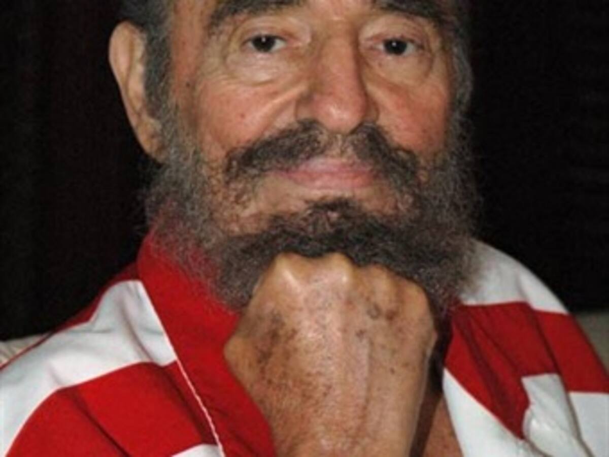 Fidel Castro acusa de 'indignos' a dos de los destituidos en el cambio de Gobierno