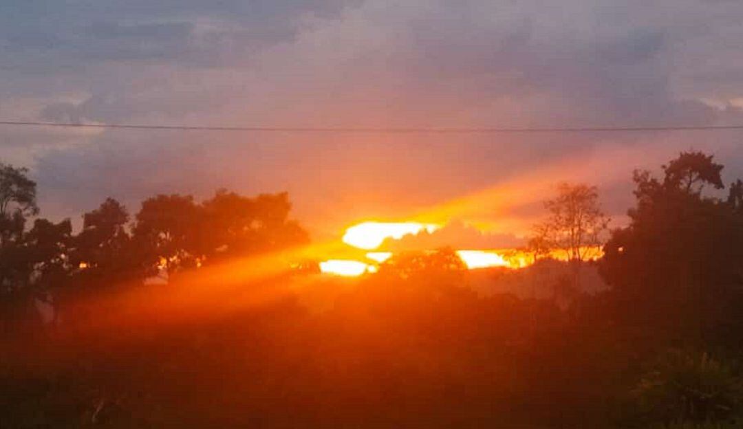 Atardecer en vía Montenegro