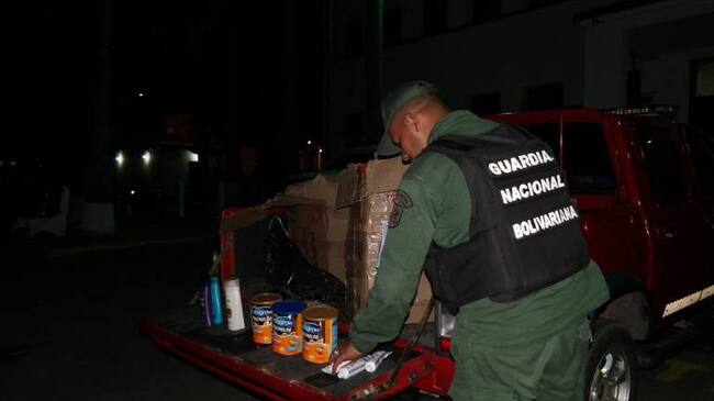 Operativo anticontrabando de las autoridades venezolanas.