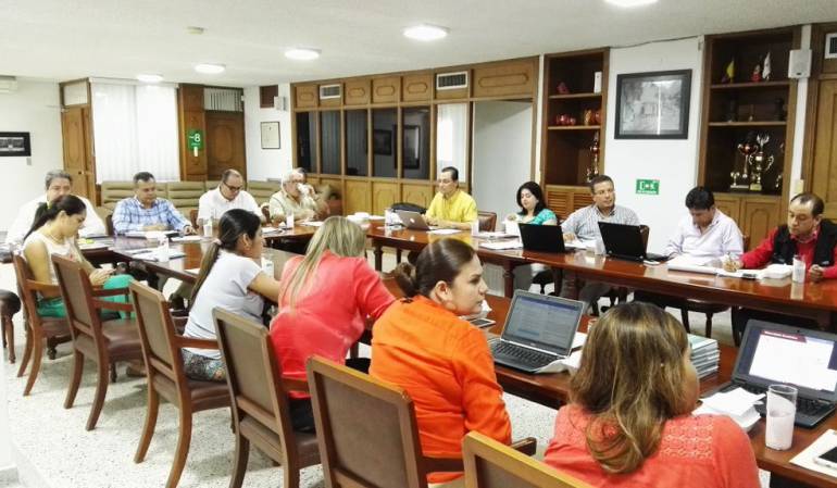 Empresarios no apoyan creación de cédula fronteriza.