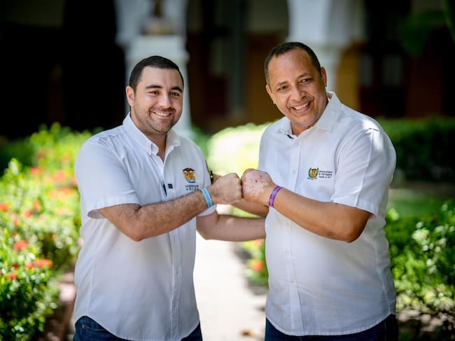 Yamil Arana, gobernador de Bolívar, y William Malkun, rector de la Universidad de Cartagena. // Gobernación de Bolívar.