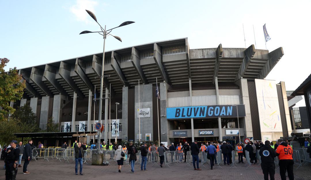 Brujas vs. Manchester CIty