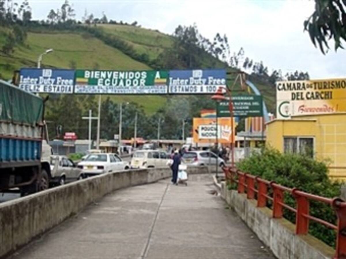 Comerciantes protestan en la frontera colombo-ecuatoriana por operativos de las autoridades
