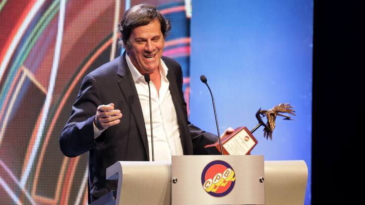 Roberto Pombo: “Con ‘Mis Preguntas’ trato de hacerle un homenaje a la vieja radio colombiana”