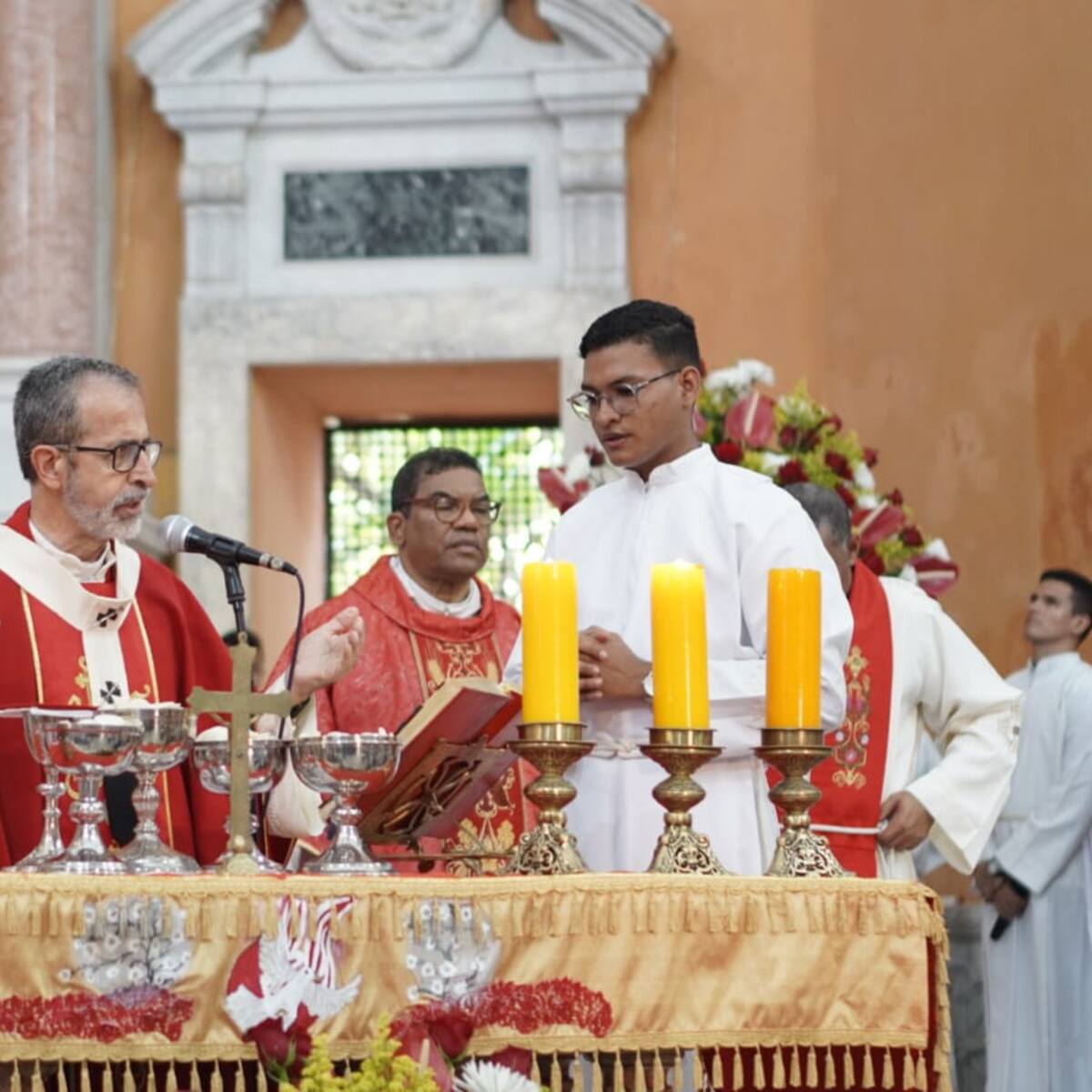 Arzobispo de Cartagena rindió homenaje a Santo Cristo de la Expiración