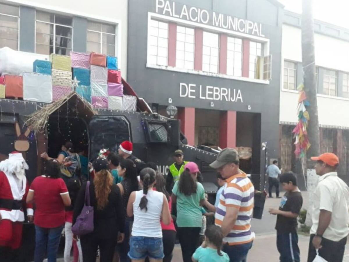 Tanqueta del Esmad es ahora un pesebre móvil