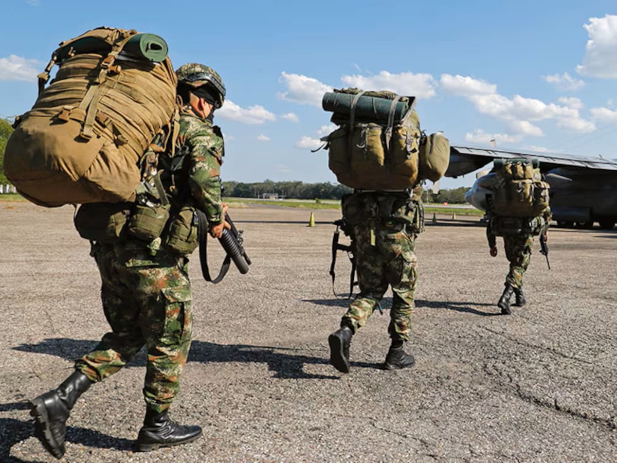 Ejército captura a siete presuntos disidentes tras combates en zona rural de La Plata, Huila