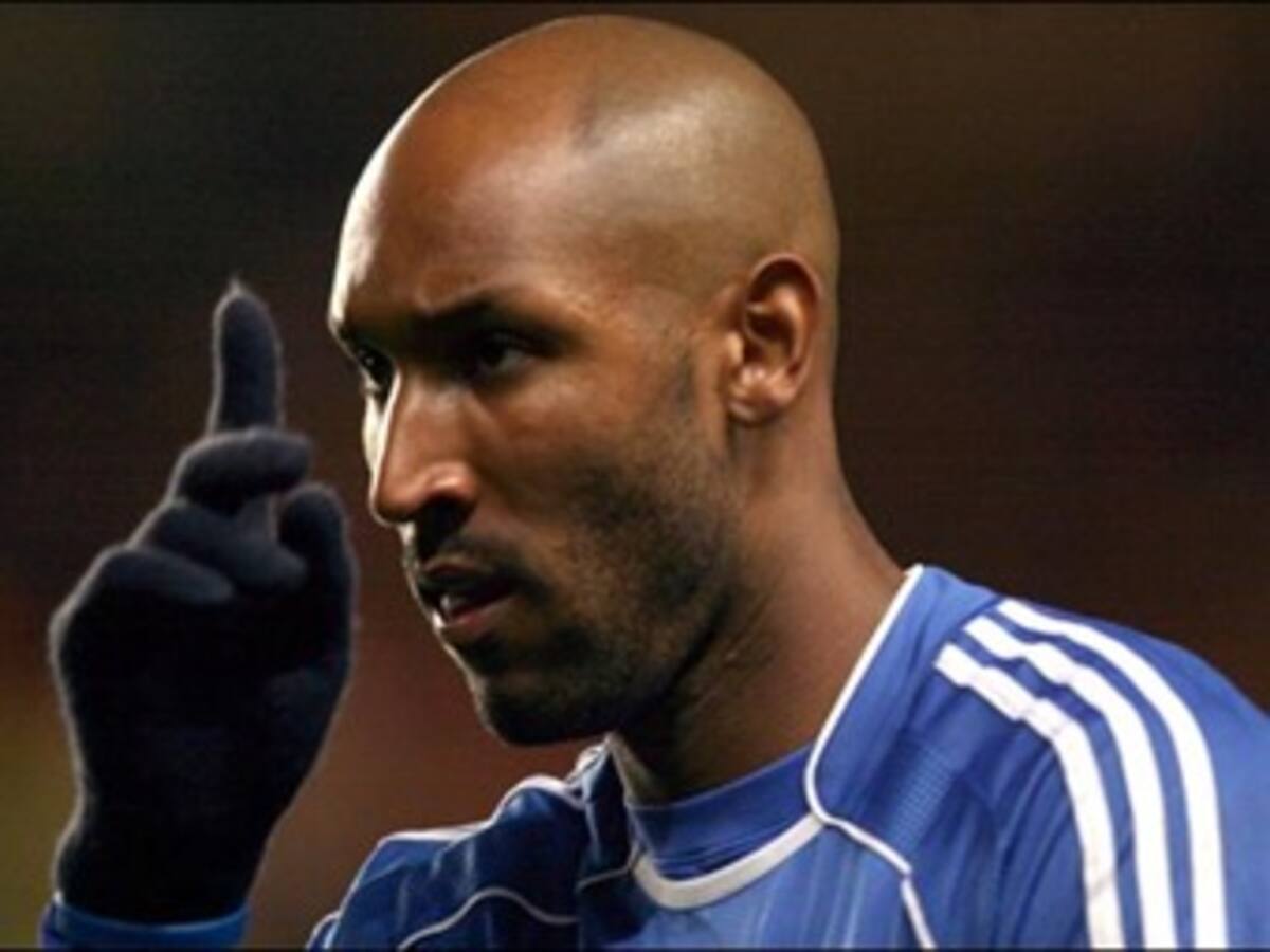 Nicolás Anelka ya está China para jugar con el Shangai Shenua