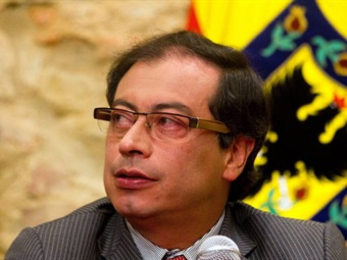 Hay una campaña para atentar contra Bogotá: Petro
