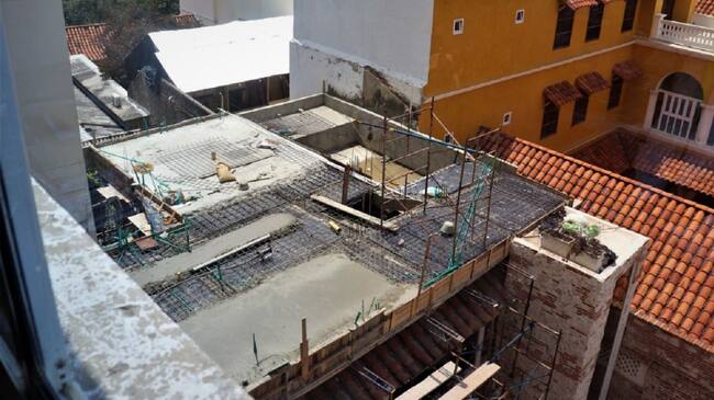 El IPCC evidenció que los trabajos se realizan a pesar de que un auto de indagación ordenó no adelantar obras en la Casa Cochera del Gobernador