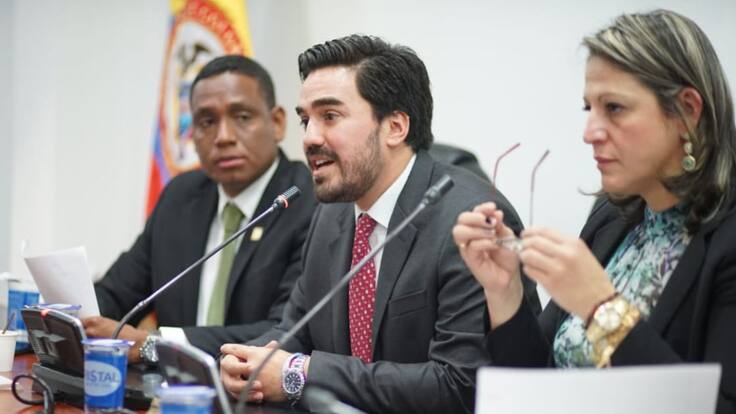 “Criticamos el aumento burocrático de Santos y ahora parece que no tenemos memoria”