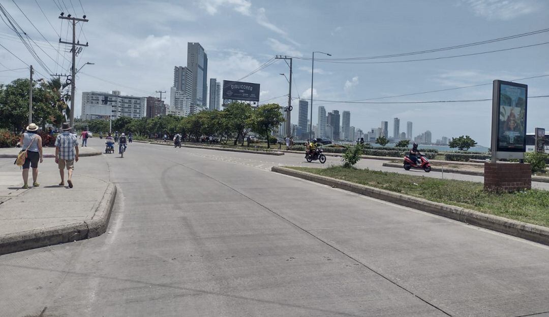 Tras una indicación del presidente de Sincotaxcar, Feliz Barrios, los conductores retiraron sus vehículos