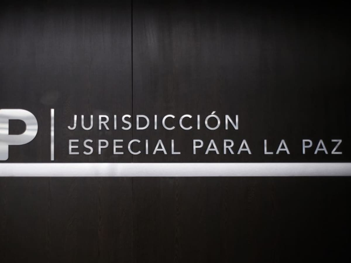 La condenada por corrupción que contrató con la JEP