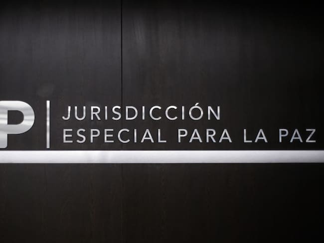 La condenada por corrupción que contrató con la JEP