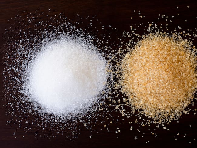 Azúcar blanco y moreno, imagen de referencia // Getty Images