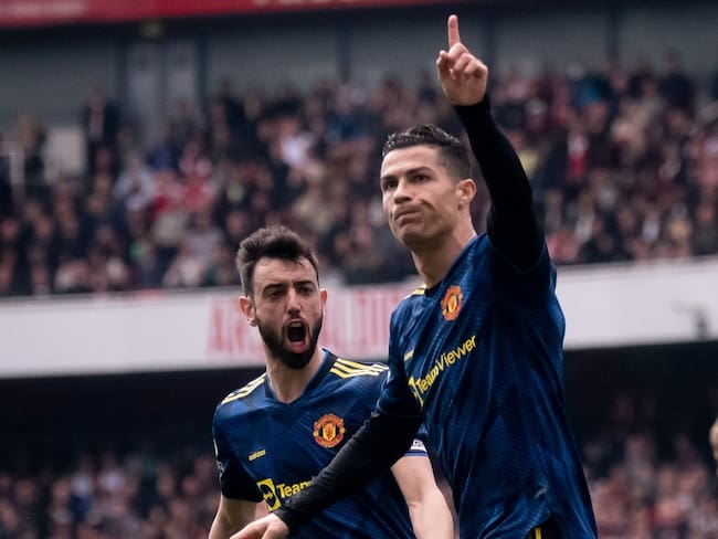 Cristiano Ronaldo festeja su gol ante el Arsenal, el número 100 en la Premier League.