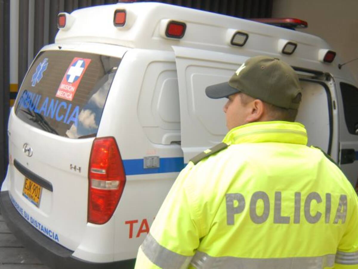 Un joven muerto y 21 más hospitalizados por intoxicación en Bogotá