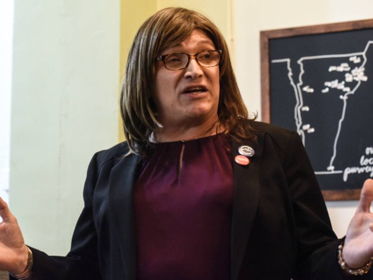 Candidata transgénero de Vermont espera hacer historia en elecciones