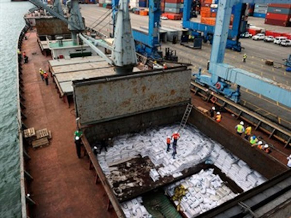 Panamá encuentra granadas antitanques en barco norcoreano proveniente de Cuba