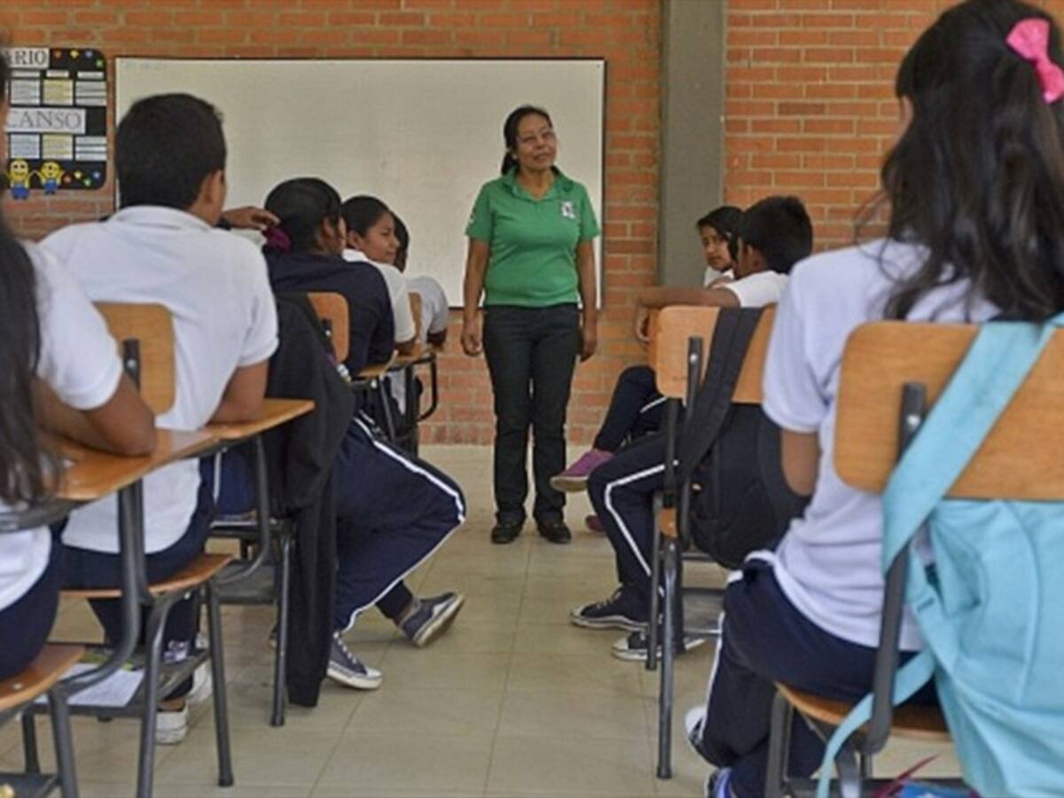 ¿Cuáles son los reclamos de los maestros al Ministerio de Educación?
