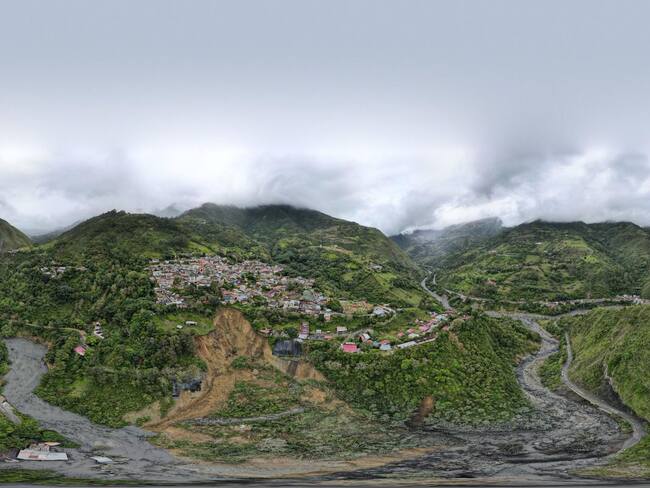 Quetame en crisis: 33 viviendas evacuadas y riesgo de más desplazamientos por ola invernal