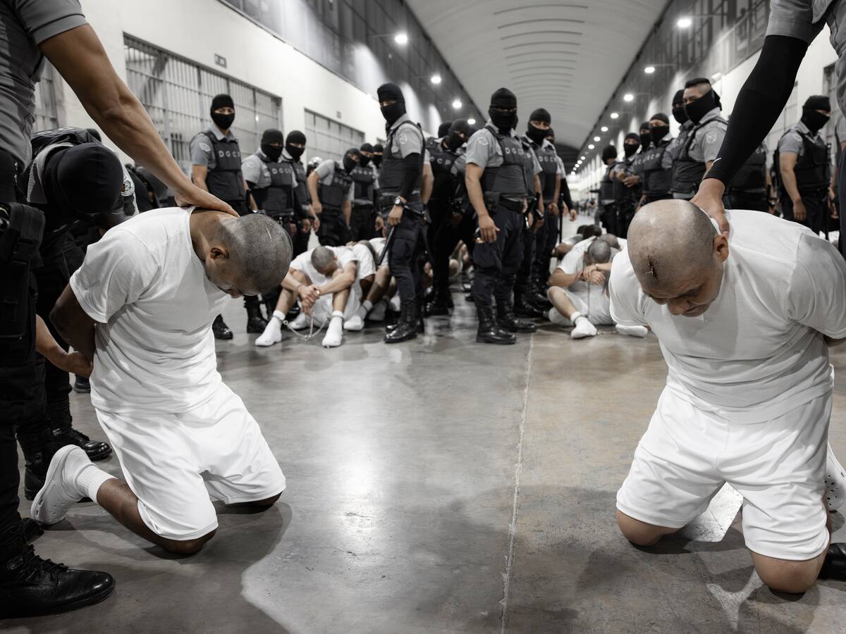 Venezuela califica como crimen de lesa humanidad detención de migrantes en El Salvador