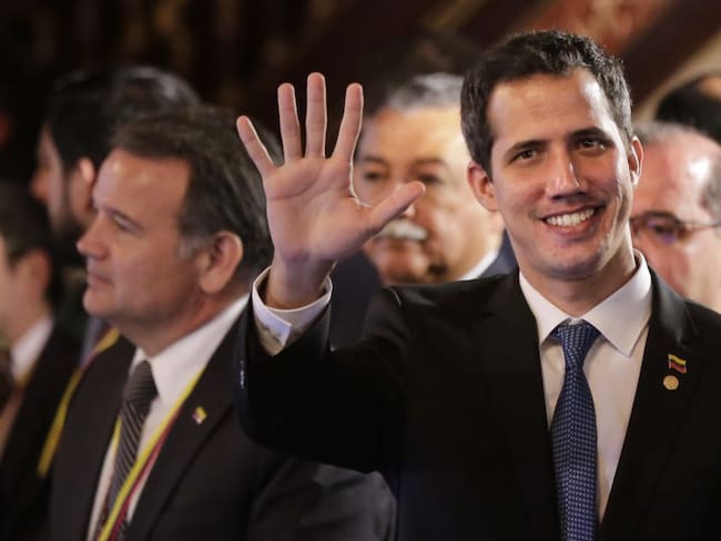 Guaidó anuncia en Ecuador su regreso a Venezuela y convoca movilizaciones