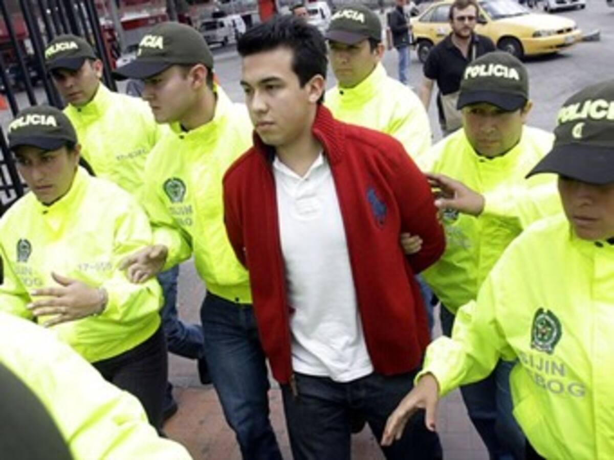 ​La trama de Carlos Cárdenas y el caso Colmenares