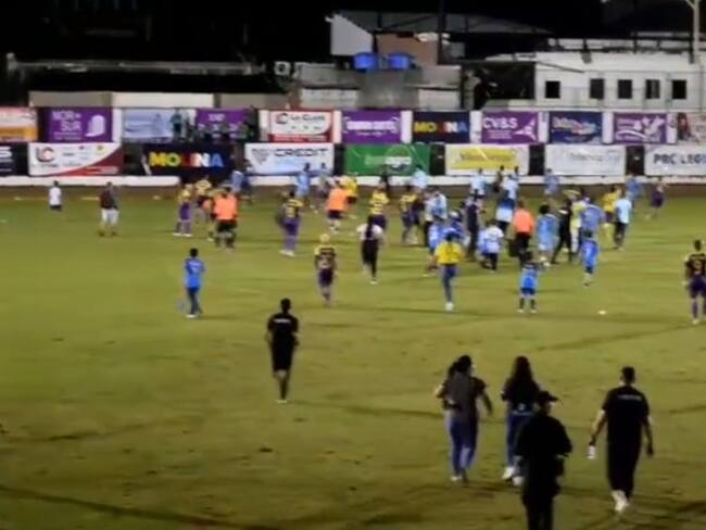 En gresca termino partido de futbol.