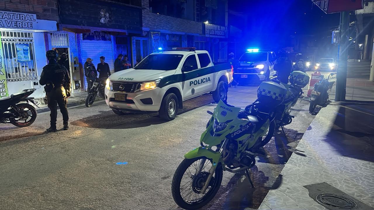Según el balance de las autoridades, los asesinatos bajaron un 56 % y los hurtos un 70%. Foto Policía Huila