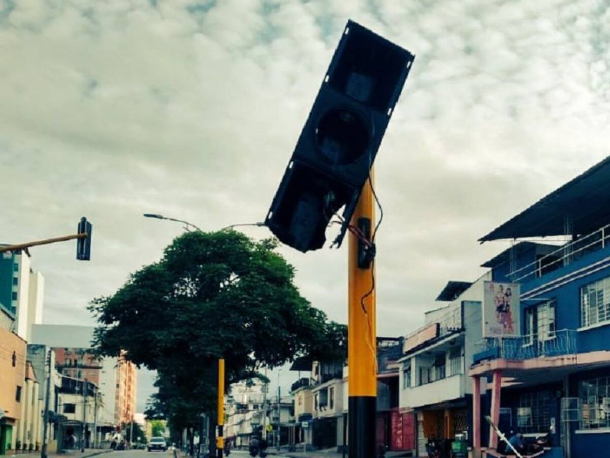 Arreglo de semáforos cuesta más de $200 millones