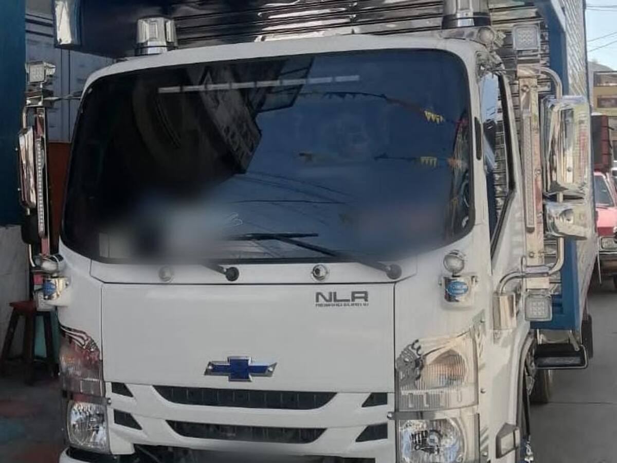 En el Tolima recuperan camión robado en Viotá, Cundinamarca