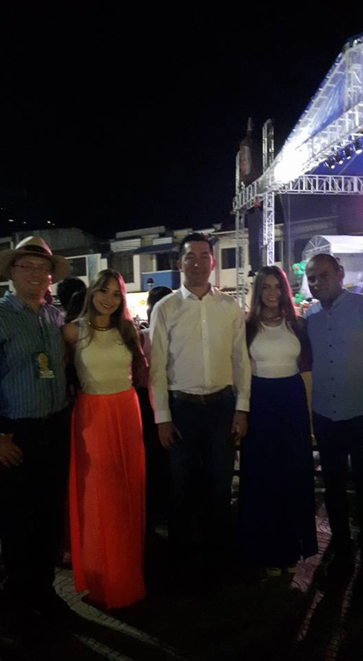 Las hermanas Parra se robaron todas las miradas