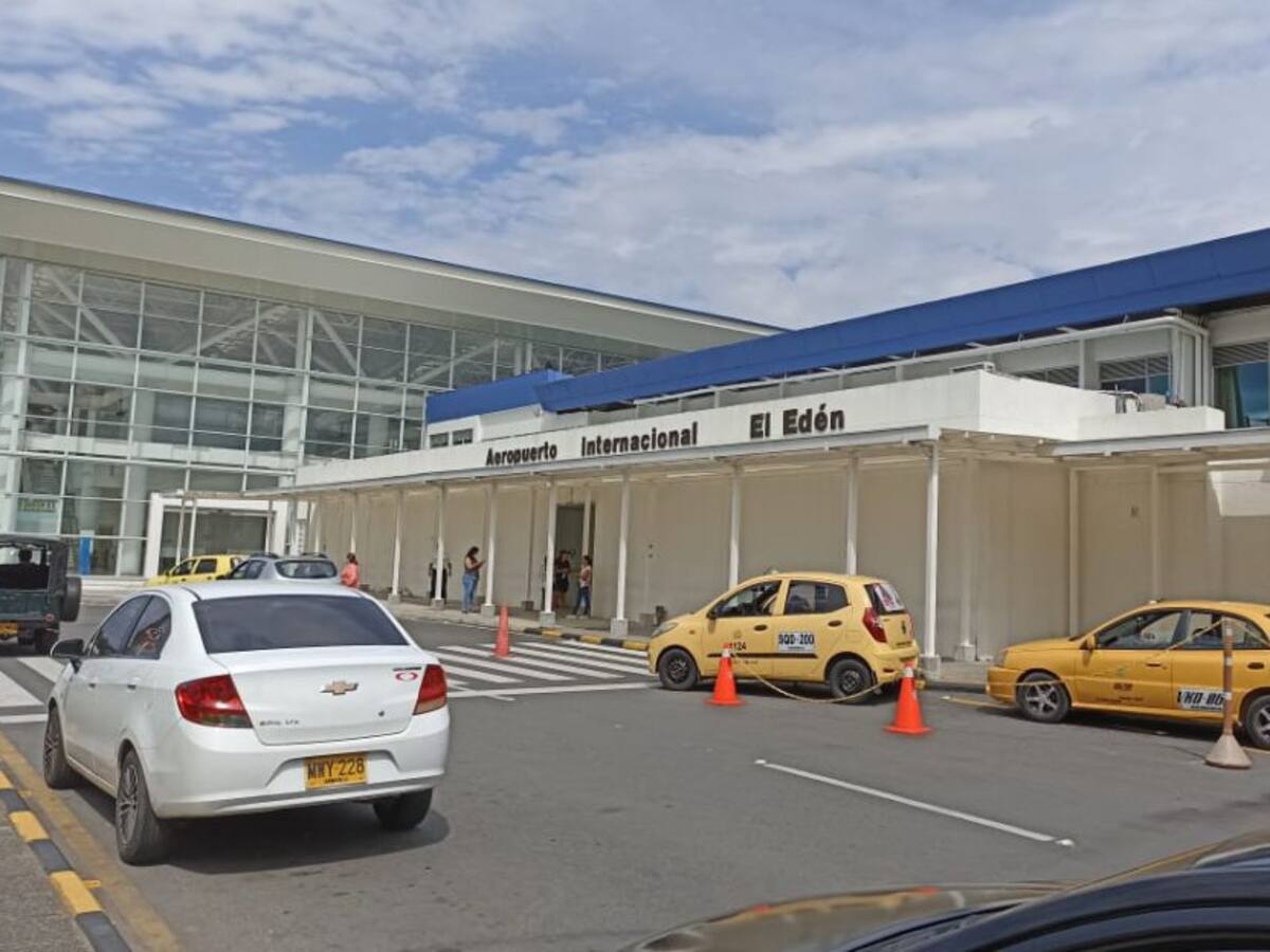 Piden incrementar frecuencia de vuelos hacía Bogotá por problemas en la vía