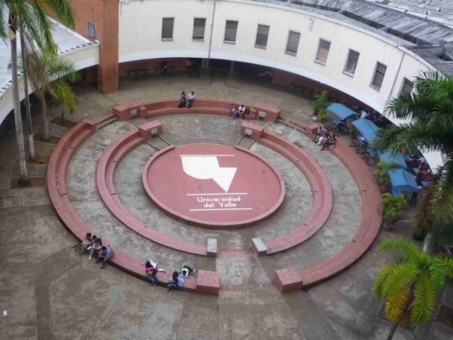Presencia de encapuchados en la Universidad del Valle