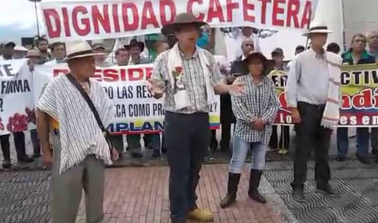 Exigen que el gobierno le cumpla los acuerdos a los campesinos en el país.