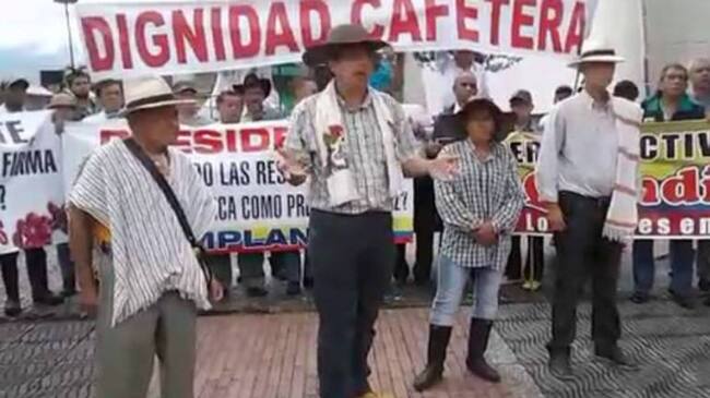 Exigen que el gobierno le cumpla los acuerdos a los campesinos en el país.