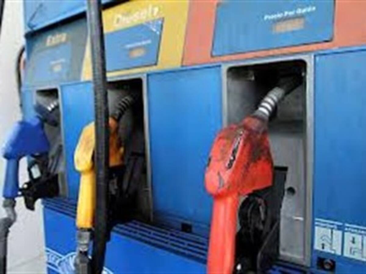 Minhacienda descarta la posibilidad de congelar precio de los combustibles