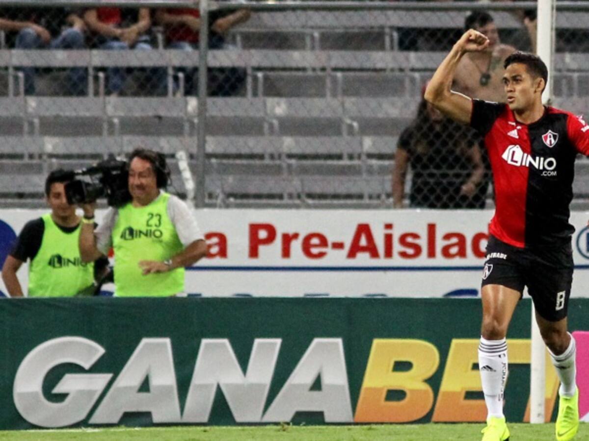 El VAR se estrena en México con dos colombianos como protagonistas