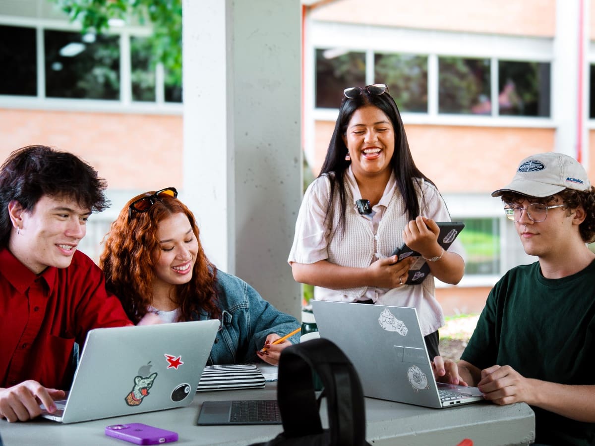 Medellín ofrece 2.500 cupos para acceder a 15 cursos gratuitos y virtuales