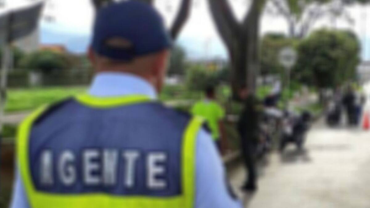 Capturados dos agentes de tránsito por presunto tráfico de influencias