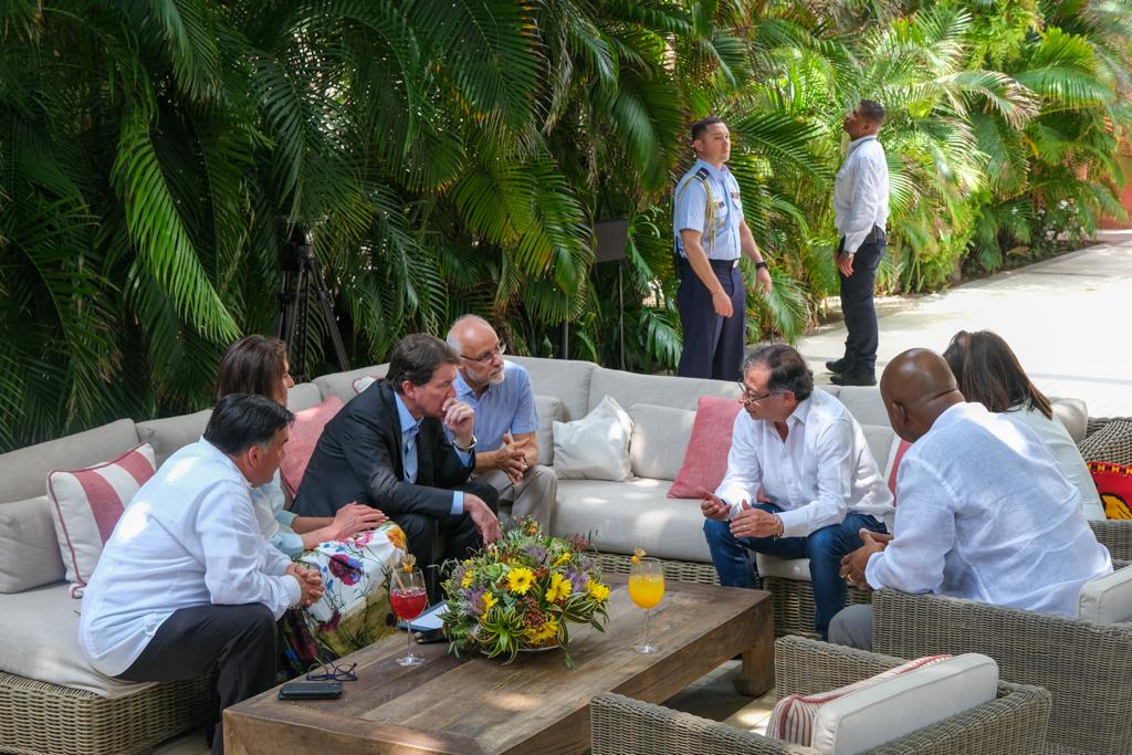 Presidente Petro se reunió con el senador republicano William Hagerty