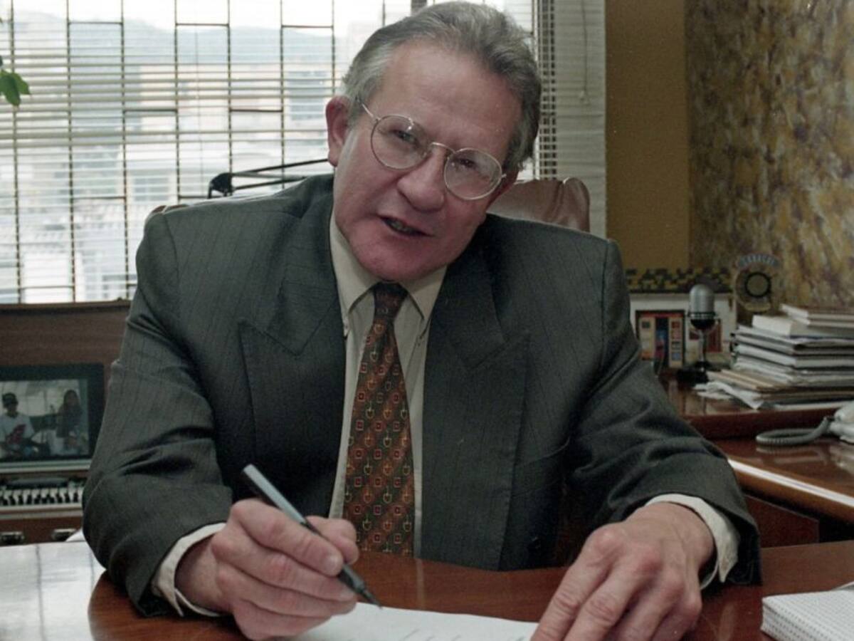 Murió Napoleón Franco, fundador de Ipsos y pionero de las encuestas